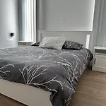 Holiday home Tremythia Homes