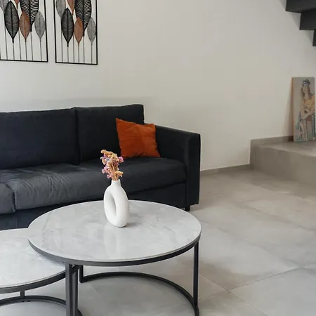 Nyaraló Tremythia Homes